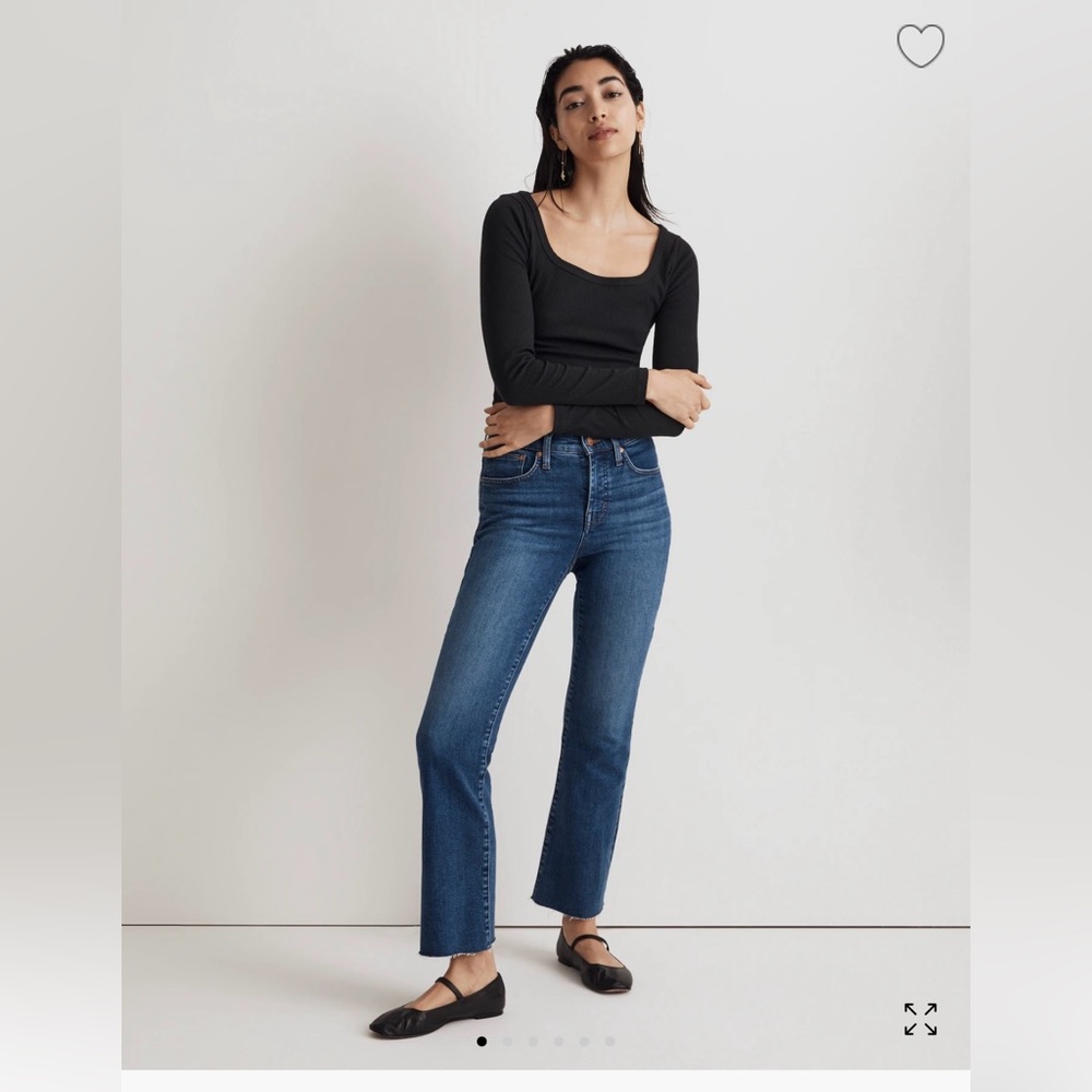 Madewell Mid Rise Kick Out Cropped Jean Size 28 in Brinton Wash